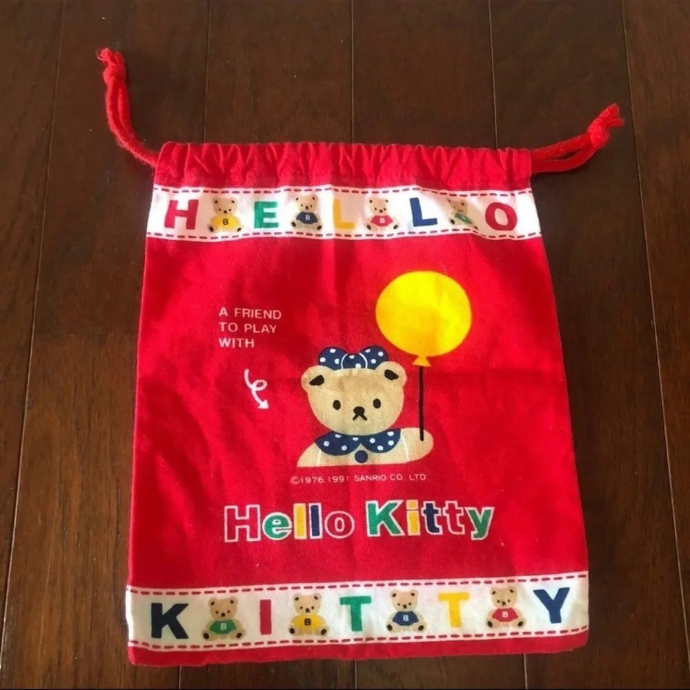 Hello kitty Drawstring Bag - Picture 2 of 4